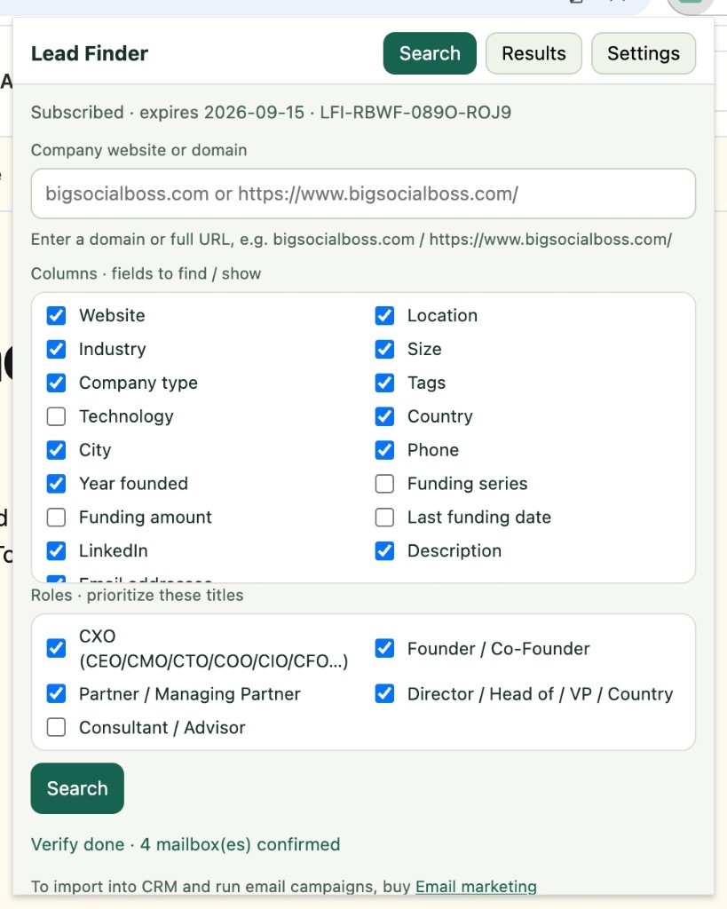 Lead Finder search panel: company domain, columns, and role filters